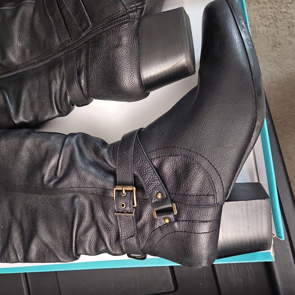 Array Boots - image 3